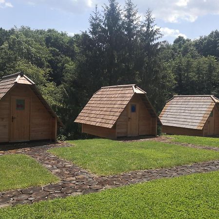 Makole Glamping Naselje Zeleni Turizem酒店 外观 照片