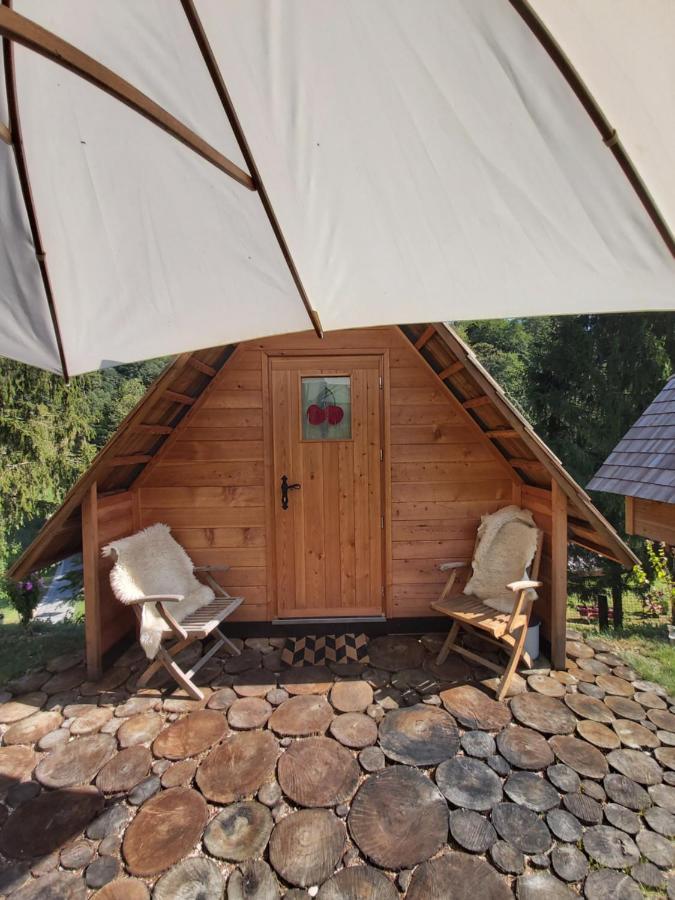 Makole Glamping Naselje Zeleni Turizem酒店 外观 照片